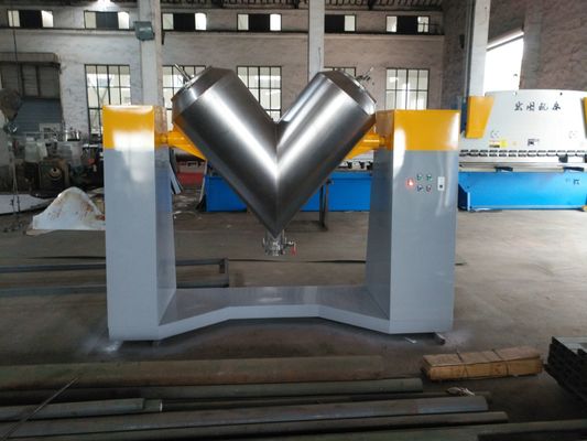 220V-480V Endüstriyel Mikser Makineleri V Blender Tozu 20 dev/dak