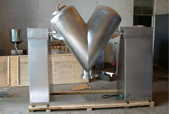 220V-480V Endüstriyel Mikser Makineleri V Blender Tozu 20 dev/dak